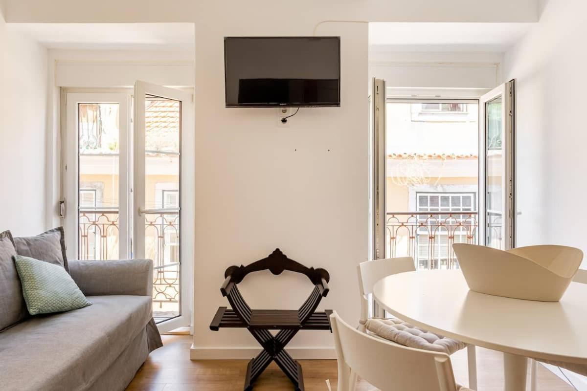 Charming Bairro Alto - Historical Center Appartement Lissabon Buitenkant foto